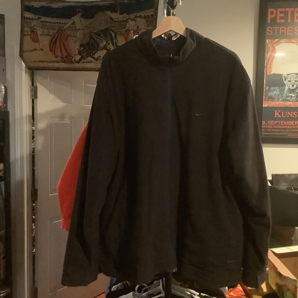 Fleece lined Nike jacket navy on navy logo on chest Size xl to Xxl no tags Cozy - Picture 5 of 9
